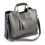 Женская кожаная сумка тоут под крокодила с металлическими ручками 1010-220 Пеарл Блек