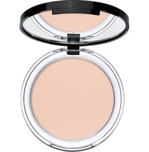 Catrice компактная пудра Waterproof тон 010 Radiant Beige