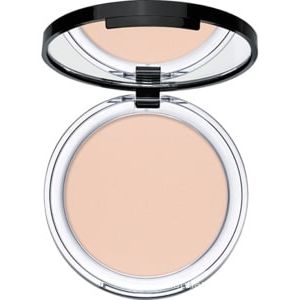 Catrice компактная пудра Waterproof тон 010 Radiant Beige